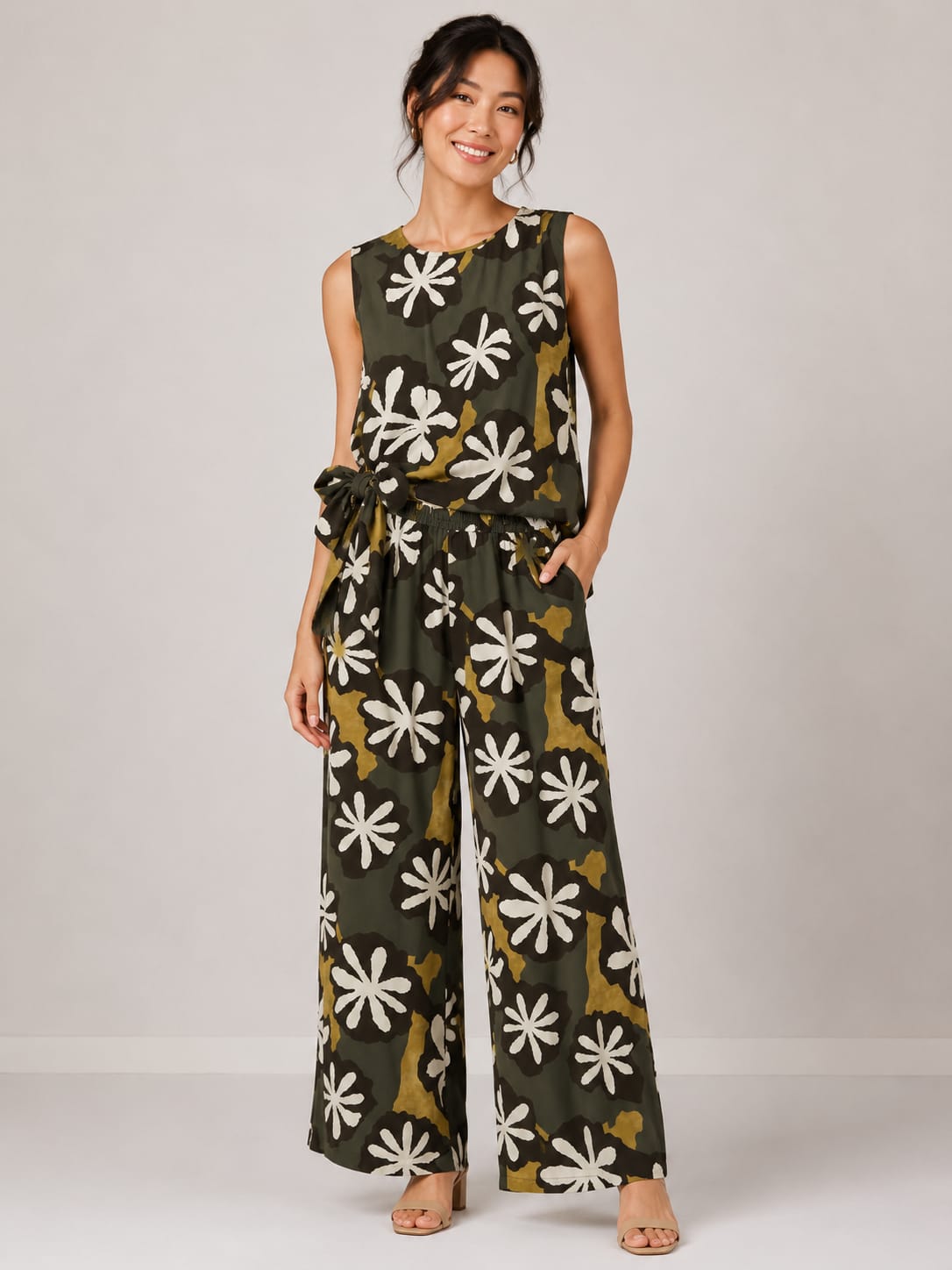 Olive Daisy Sleeveless Top & Pants Set