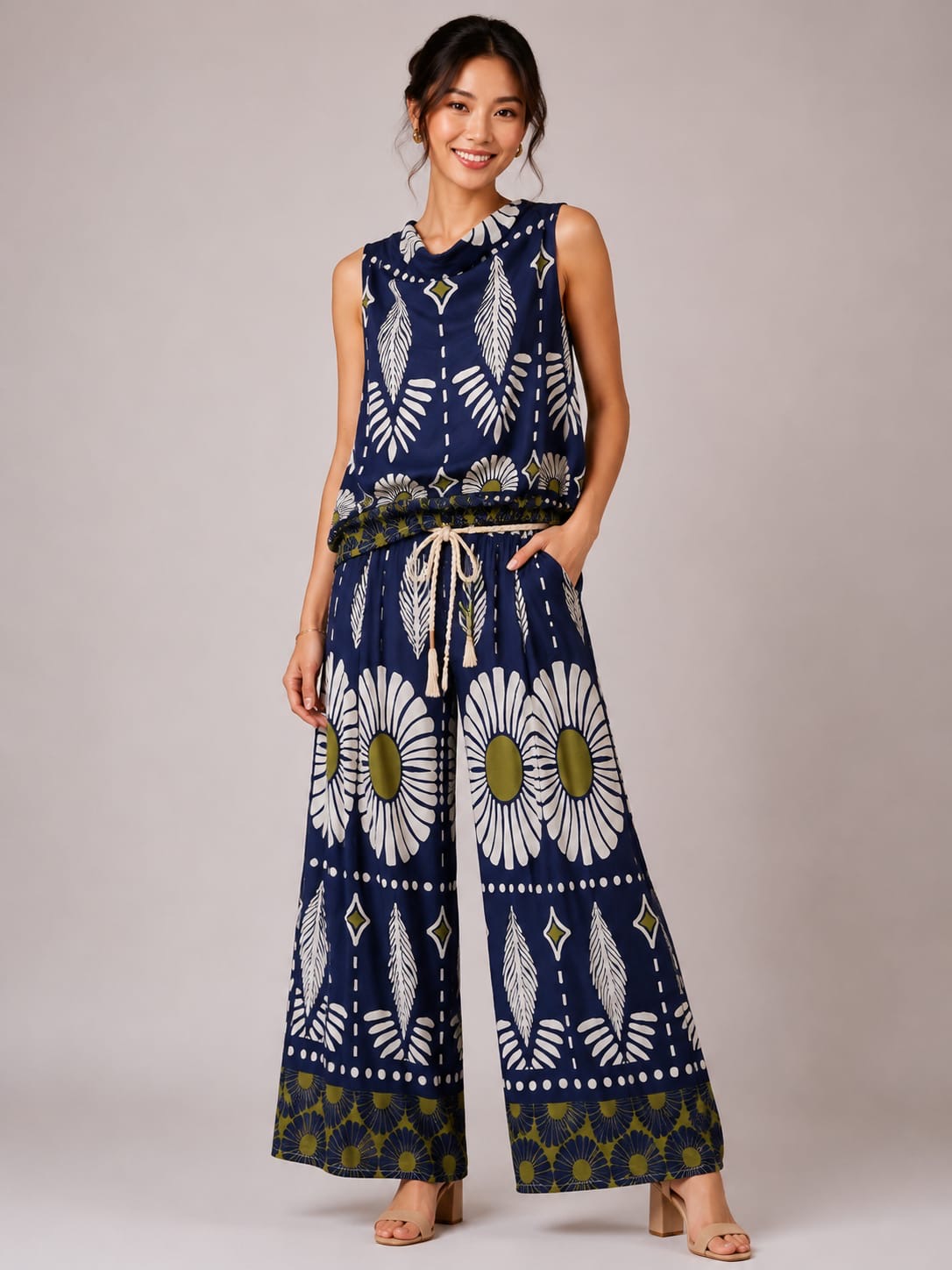 Navy Daisy Print Sleeveless Top & Wide-Leg Pants Set